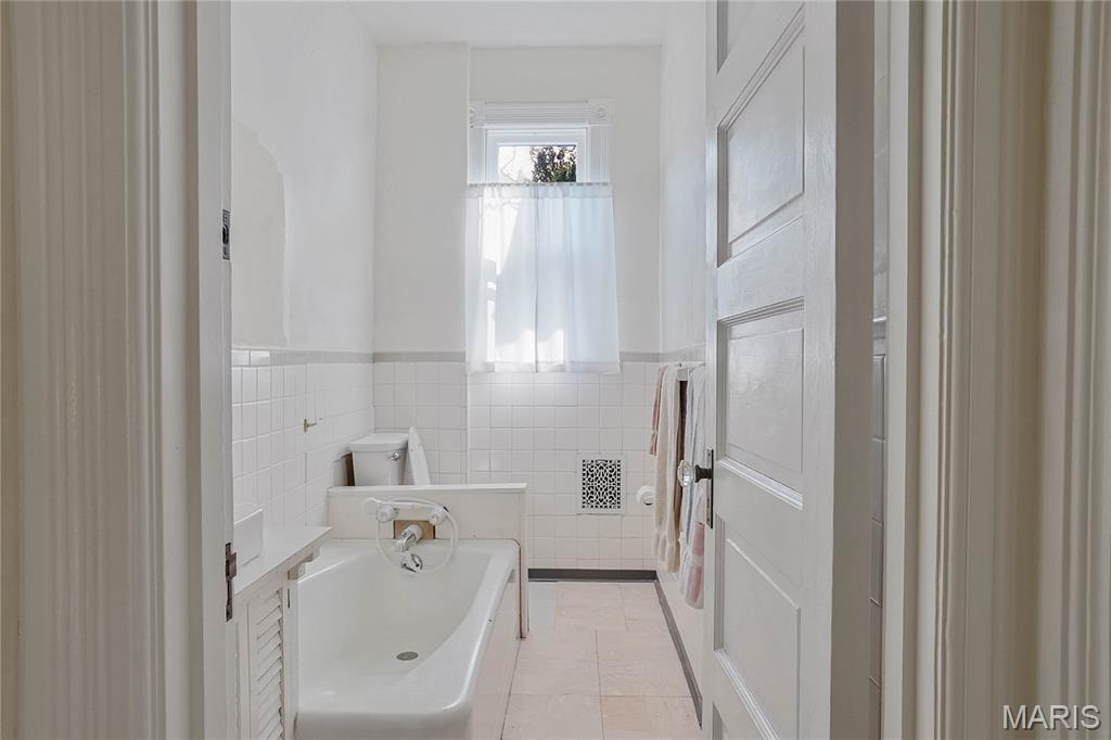 39 Marshall Place Property Photo 18