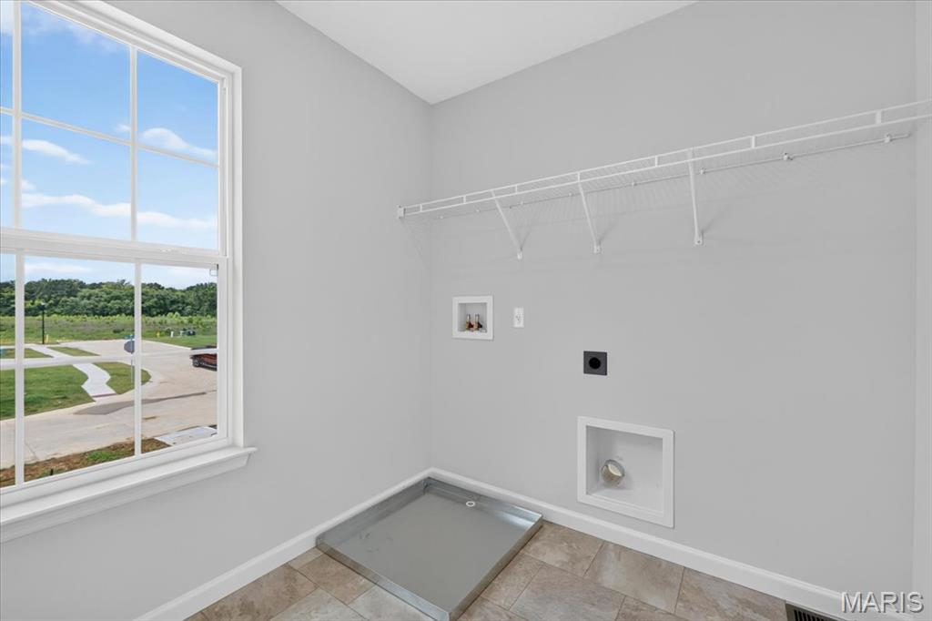 507 Mountain Drive Property Photo 16