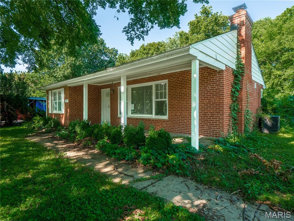 377 N Schlueter Avenue