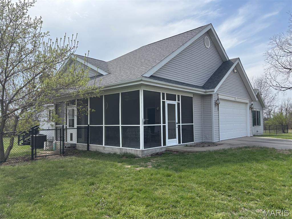15656 Audrain Road 923 Property Photo 2