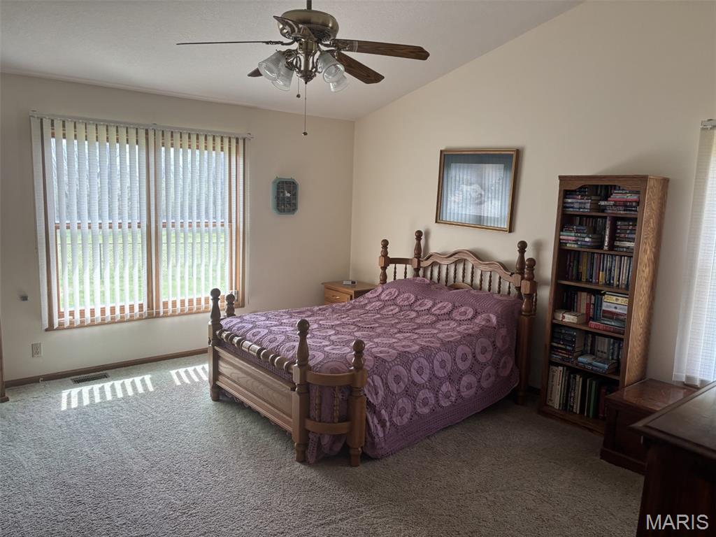 15656 Audrain Road 923 Property Photo 17