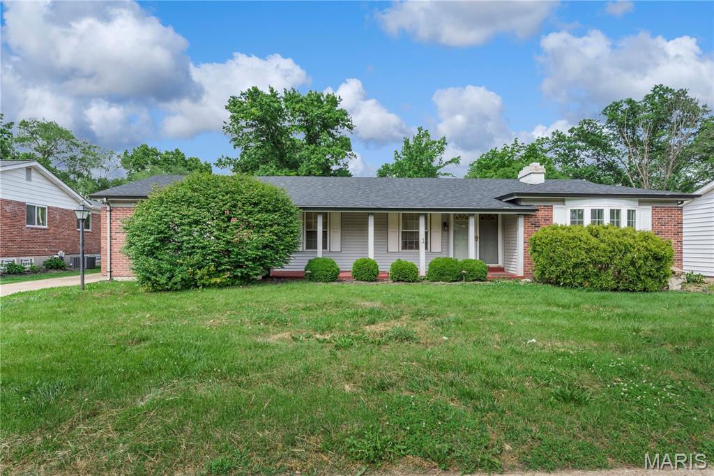 1542 Langholm Drive Property Photo 1