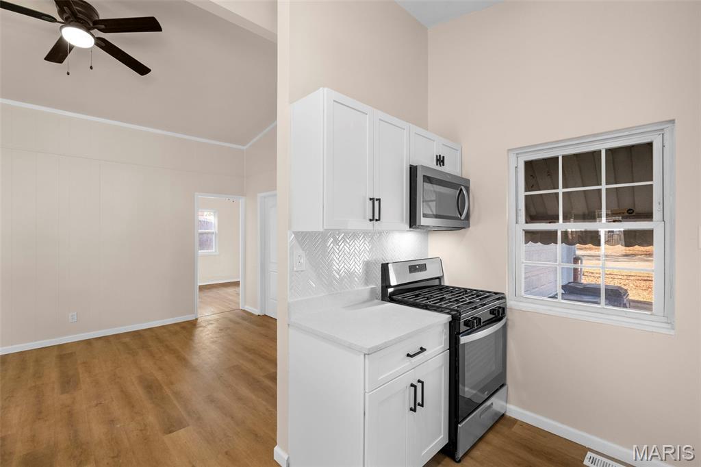 515 Crestvale Drive Property Photo 10