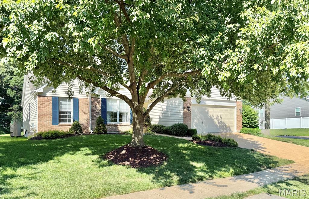 633 Lind Road Property Photo 1