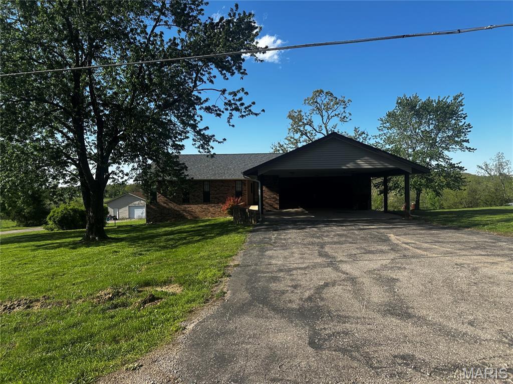 13216 Christopher Drive Property Photo 4