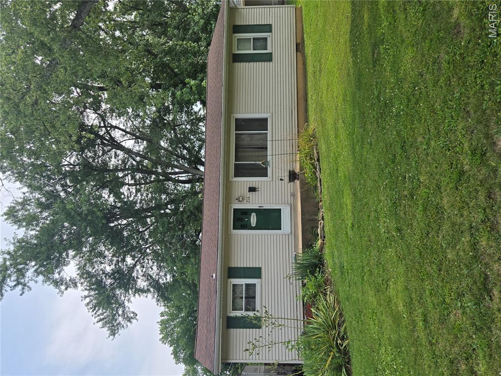 214 Oak Street Property Photo 1