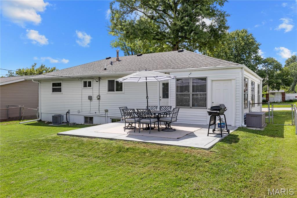 11124 Patsy Drive Property Photo 4