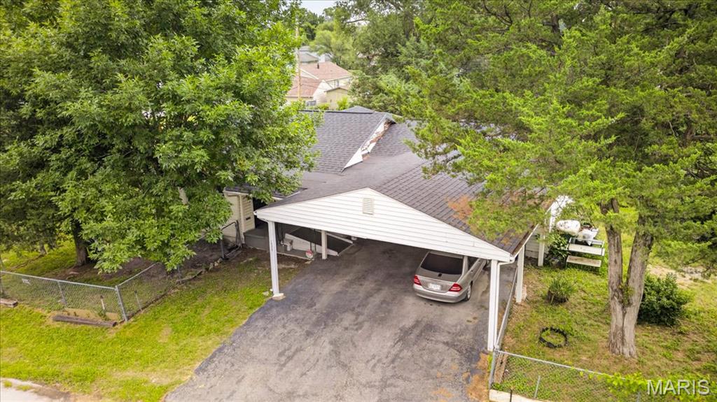 5948 Piat Place Property Photo 4