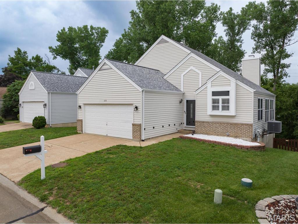 638 Cascade Lake Court Property Photo 1