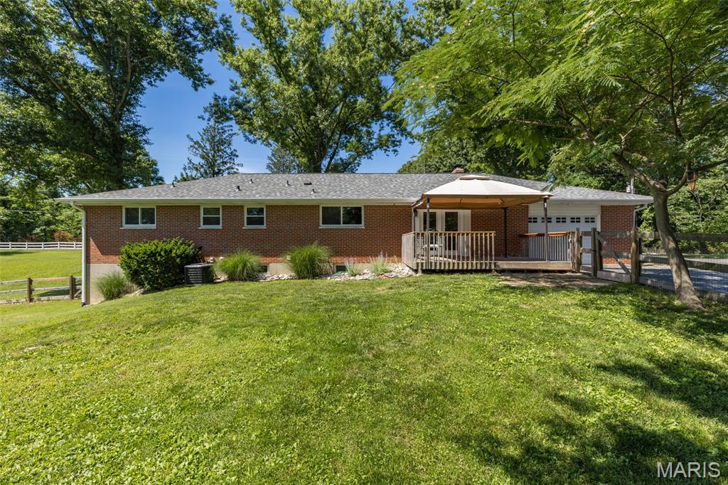 2550 Bluffwood Drive Property Photo 27
