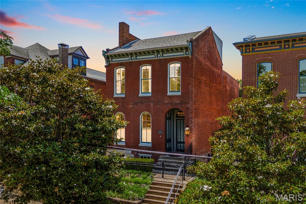 1225 Dolman Street