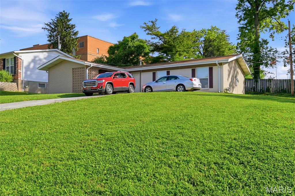 12925 Fernway Lane Property Photo 1