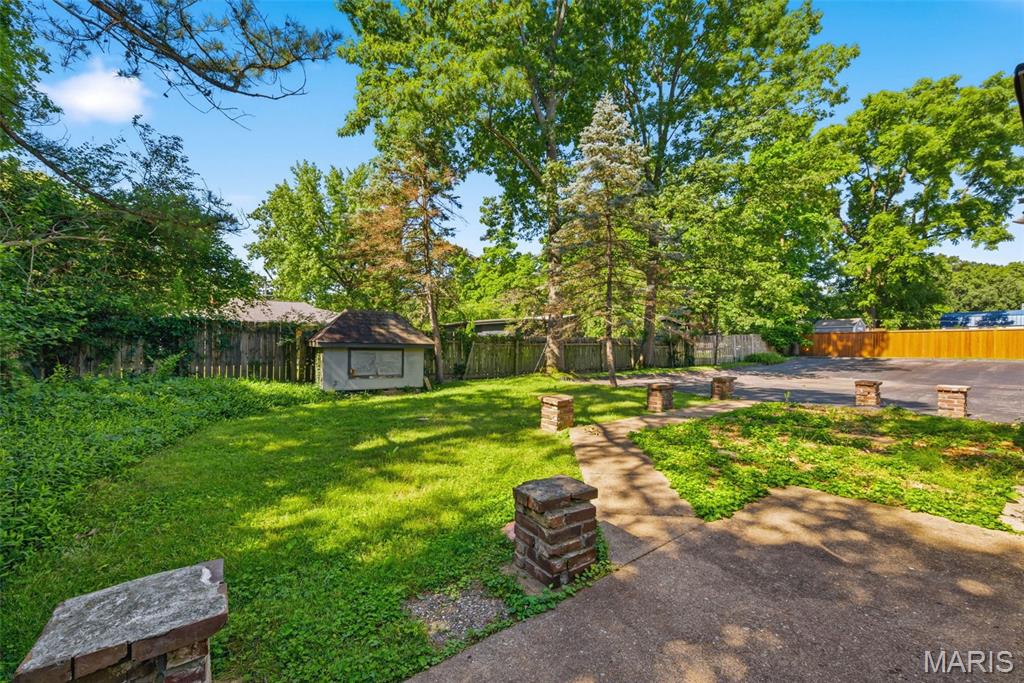 418 Oak Tree Drive Property Photo 7