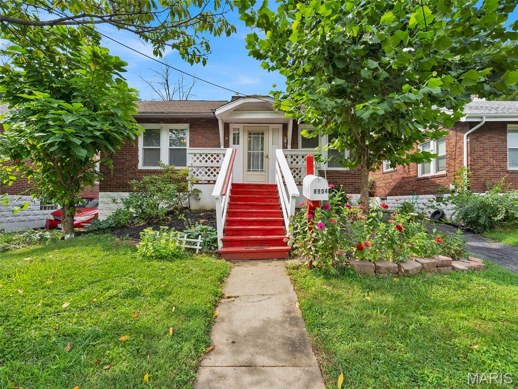8904 Olden Avenue Property Photo 1