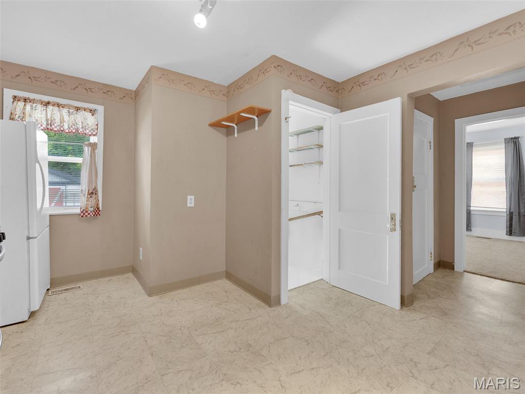 8904 Olden Avenue Property Photo 11