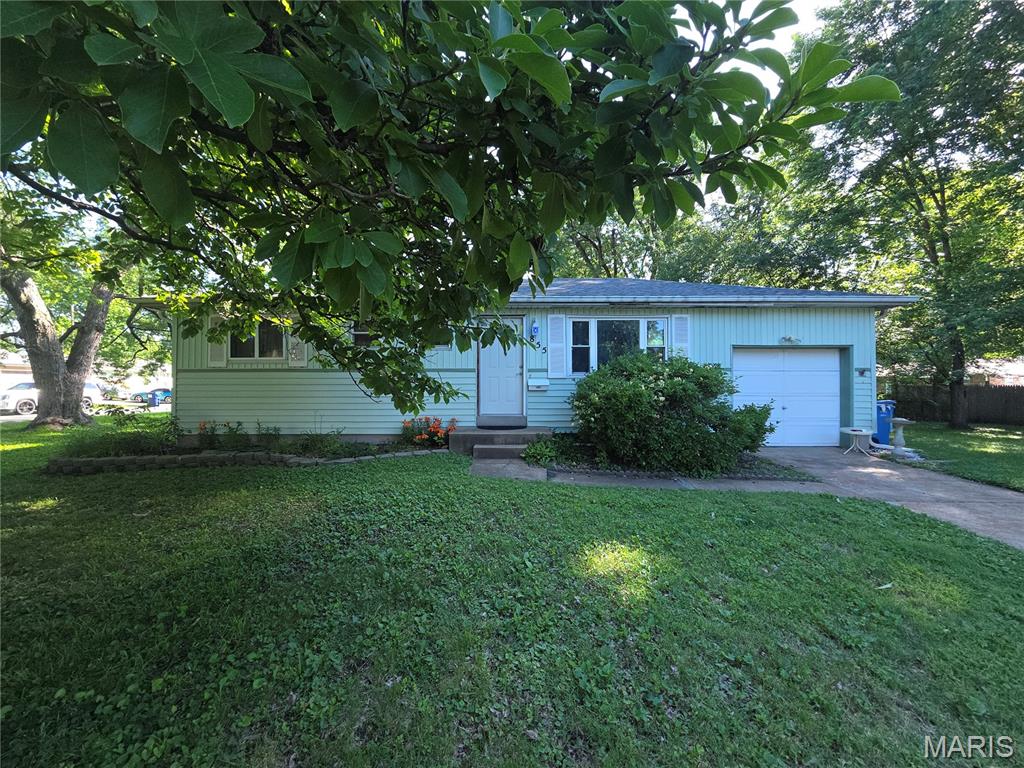 855 Lilac Drive Property Photo 1