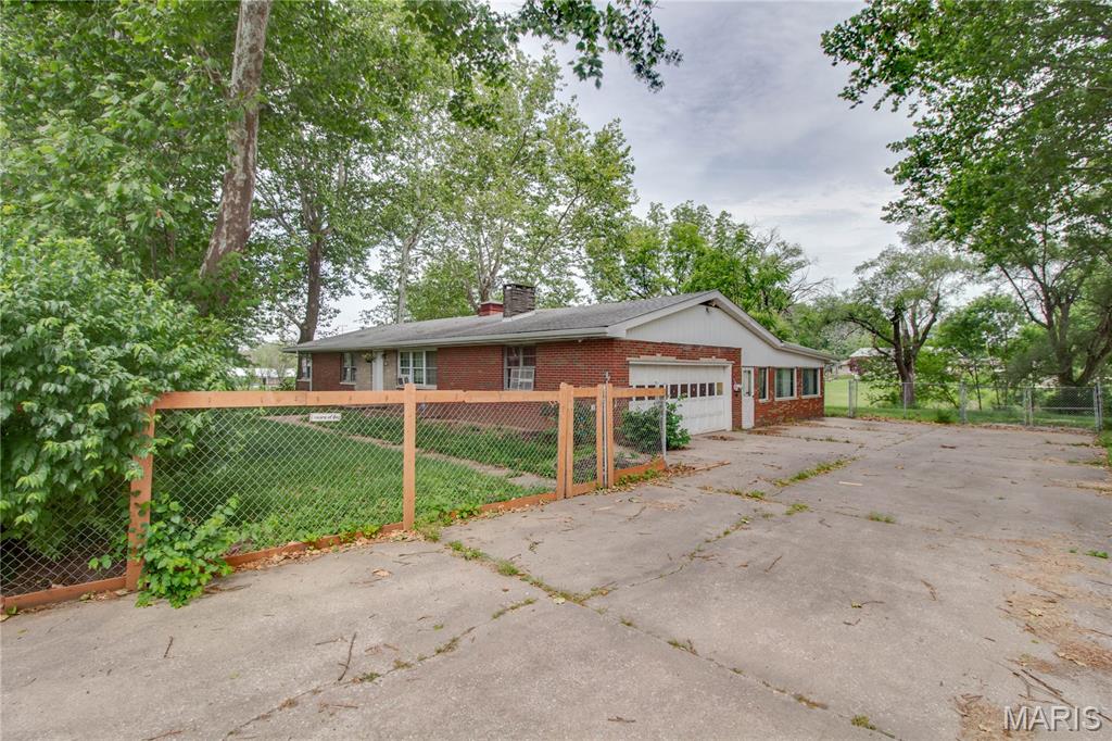 427 Ruth Avenue Property Photo 3