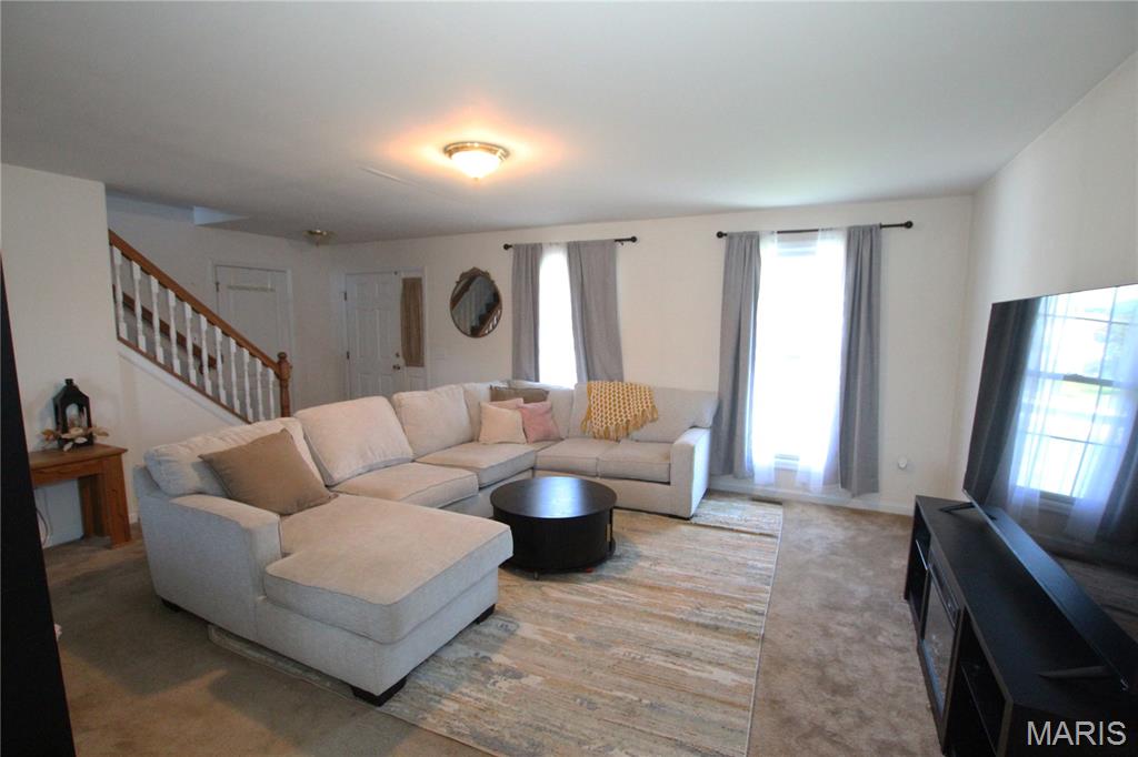 26033932 Property Photo 6