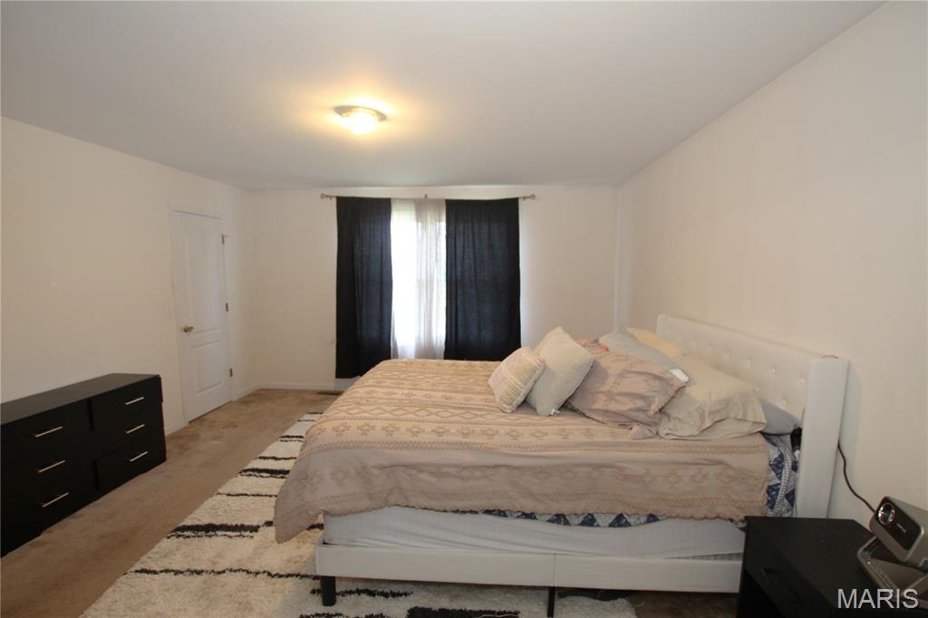 26033932 Property Photo 16