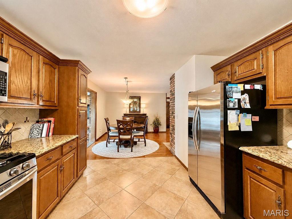 315 Pin Oak Street Property Photo 14