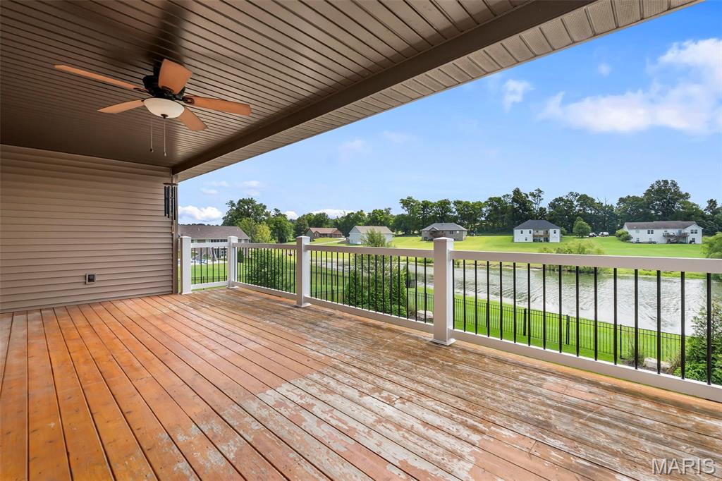 800 Lakeview Crossing Property Photo 5