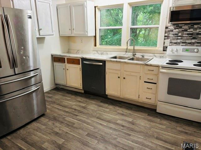 436 Hickory Street Property Photo 9