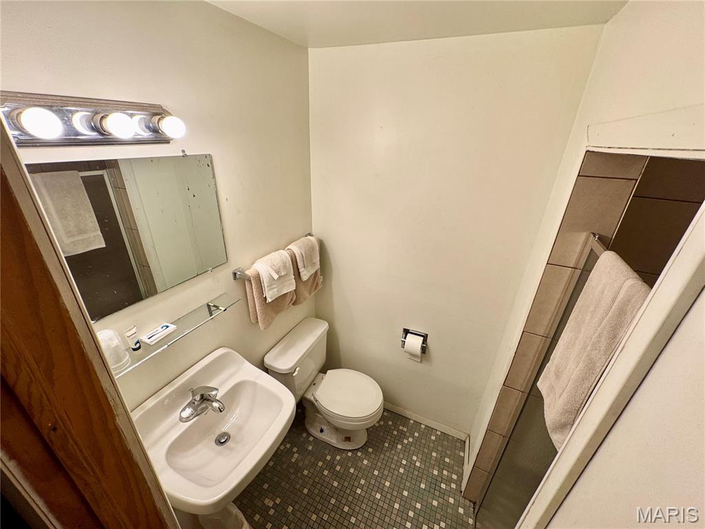 605 County Road 363 Property Photo 6