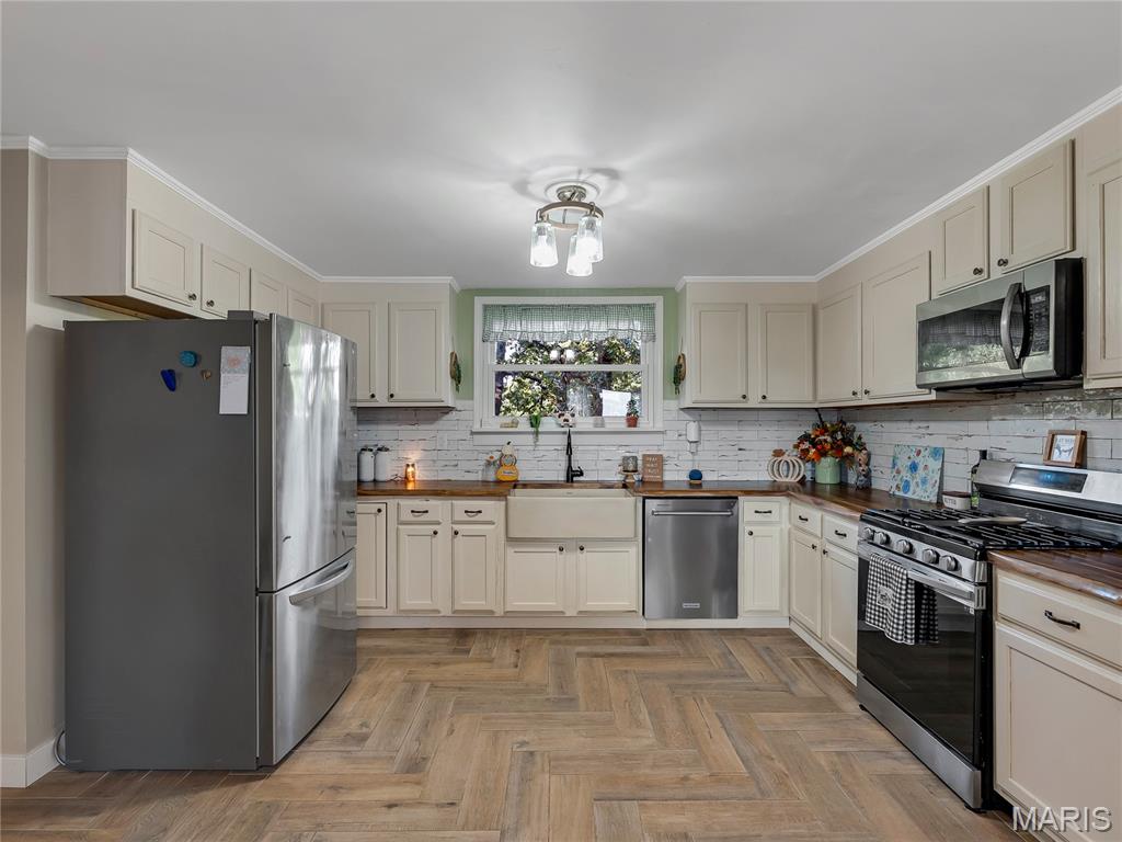 1838 Spring Bluff Road Property Photo 12