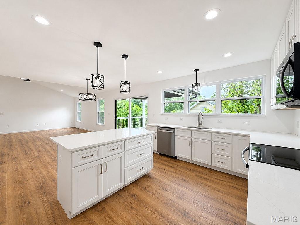 282 Constitution Avenue Property Photo 10