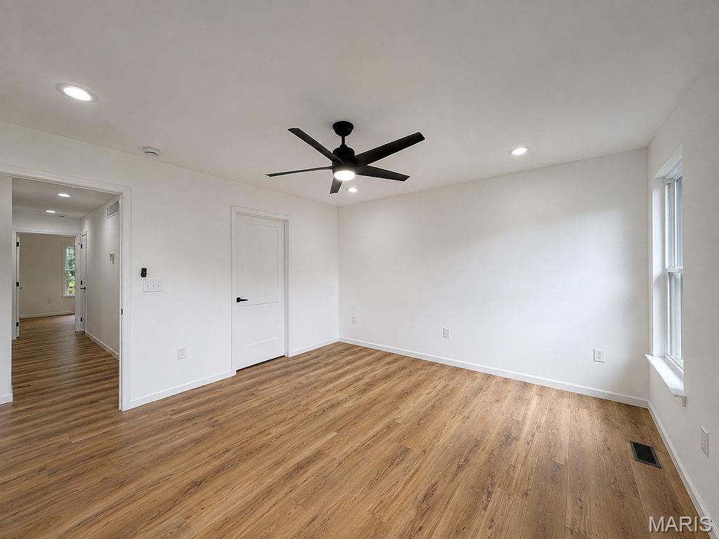 282 Constitution Avenue Property Photo 22
