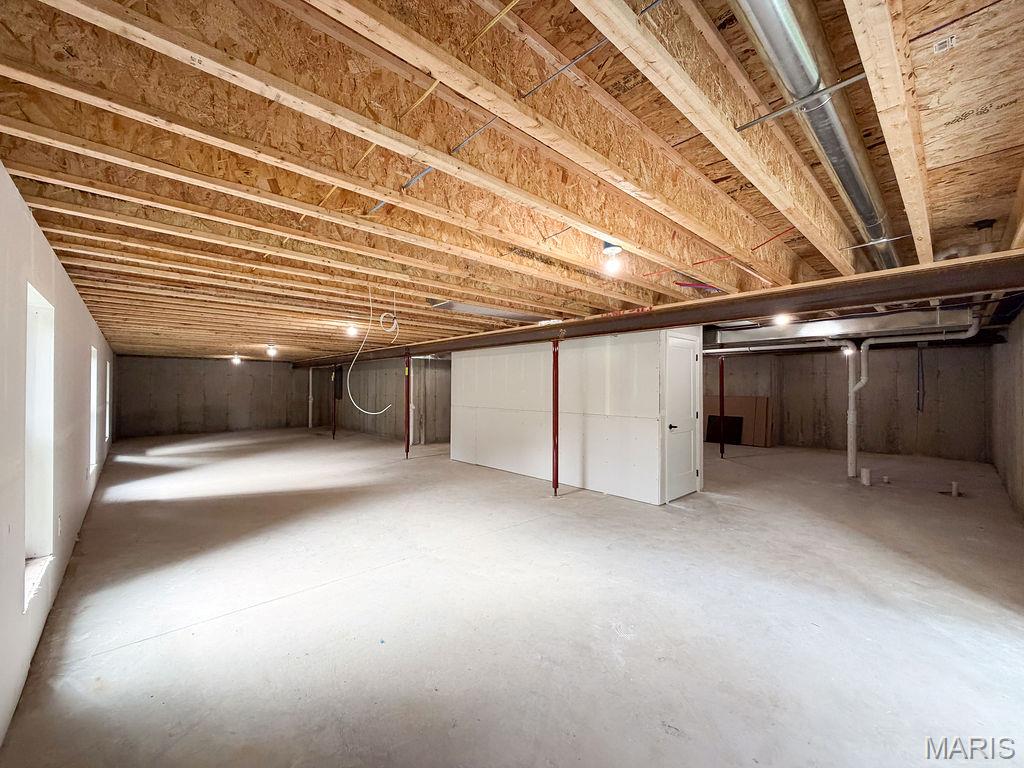282 Constitution Avenue Property Photo 31
