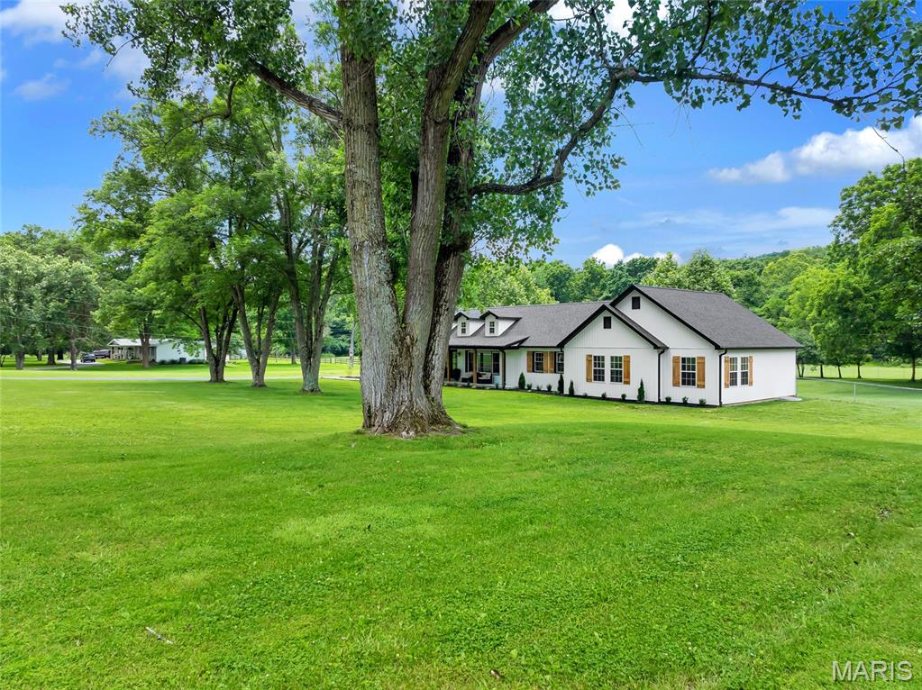 4733 Fox Creek Road Property Photo 4