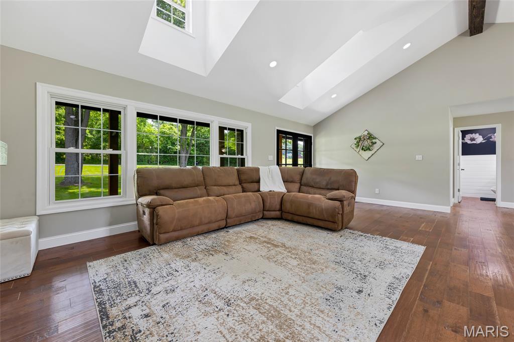 4733 Fox Creek Road Property Photo 10