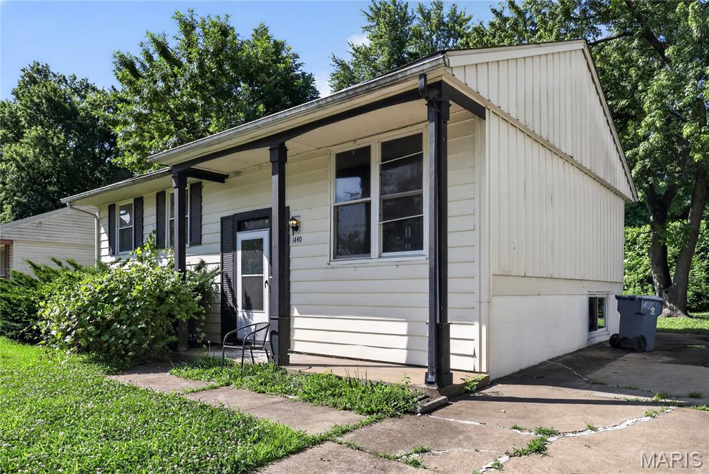 1440 Columbus Drive Property Photo 1