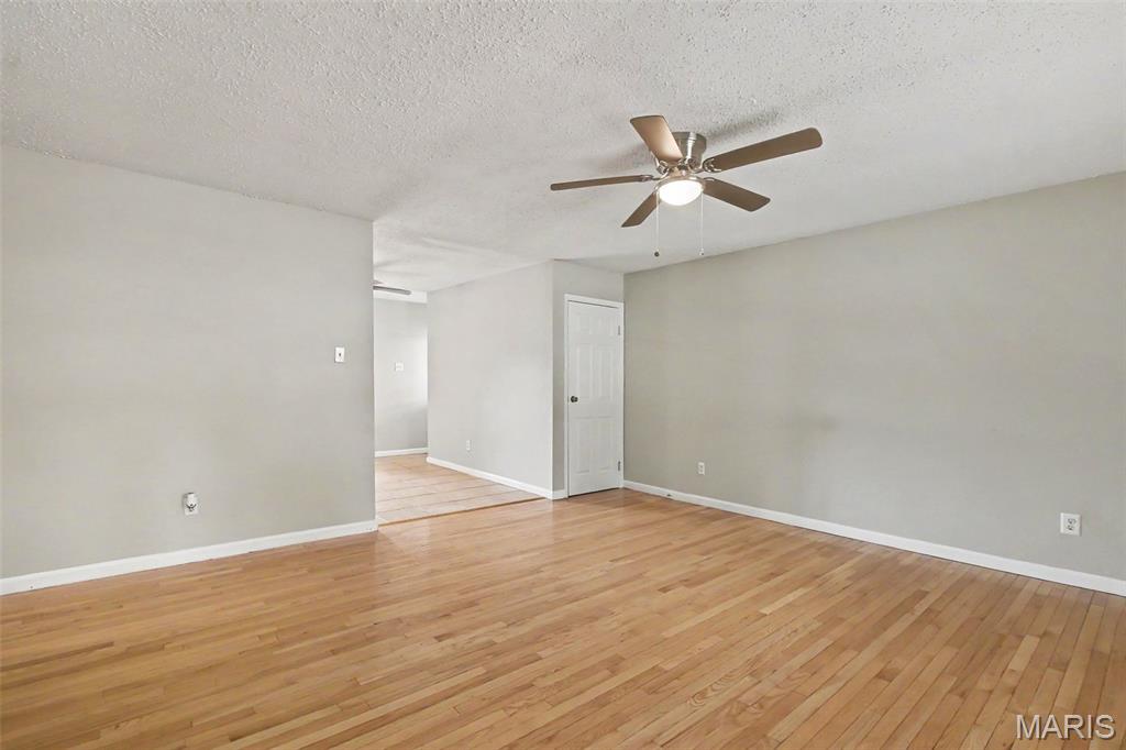 2322 Battlefield Drive Property Photo 4