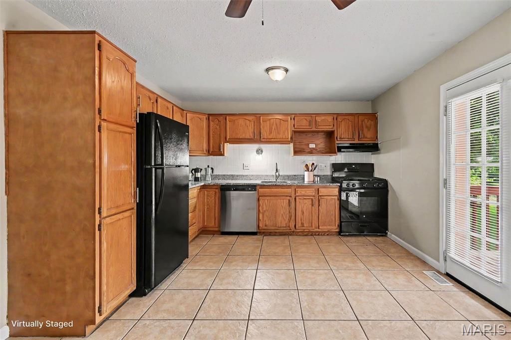 2322 Battlefield Drive Property Photo 7