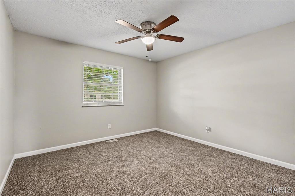 2322 Battlefield Drive Property Photo 11