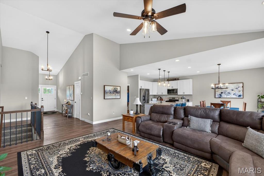 28841 Brayton Circle Property Photo 7