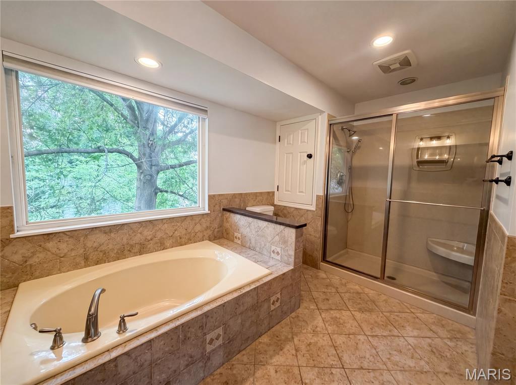 16201 Surfview Court Property Photo 13