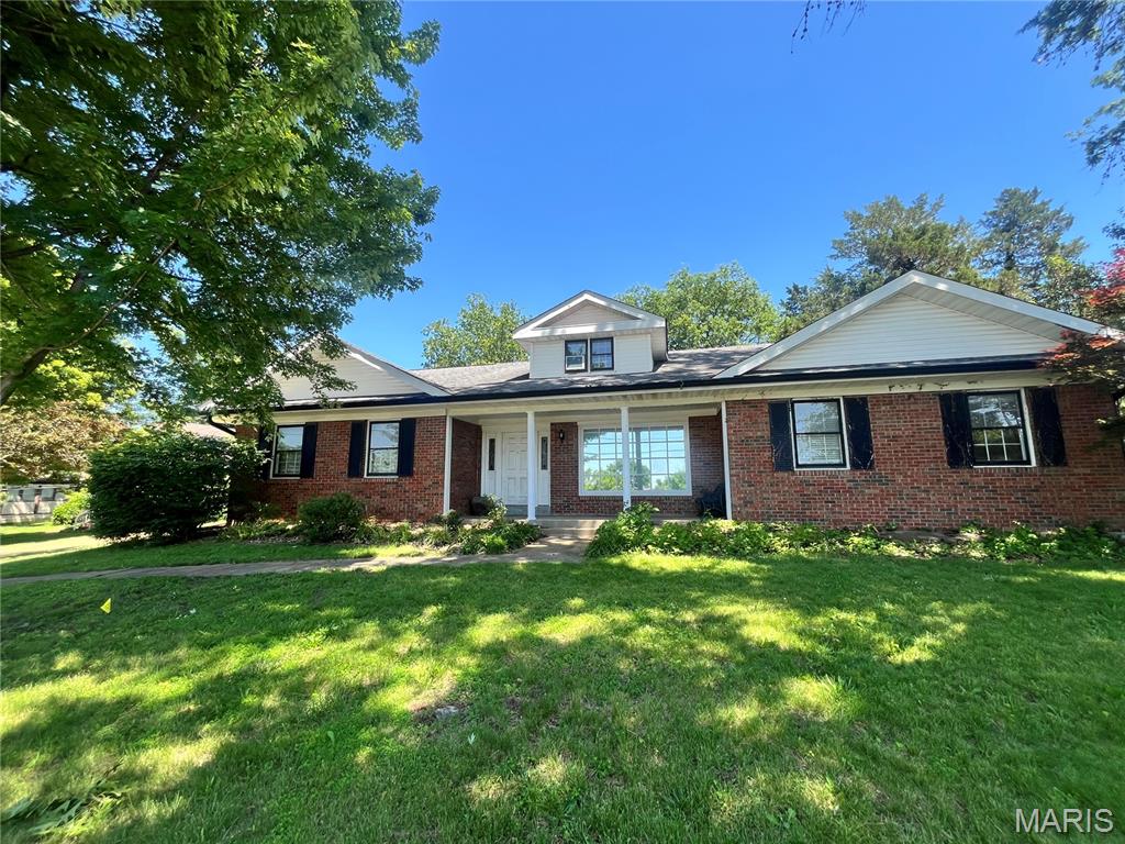 4950 Lemay Ferry Road Property Photo 1
