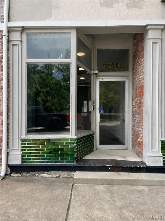 7714 S Broadway Property Photo 29