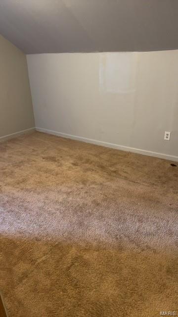 2710 Chippewa Street Property Photo 5