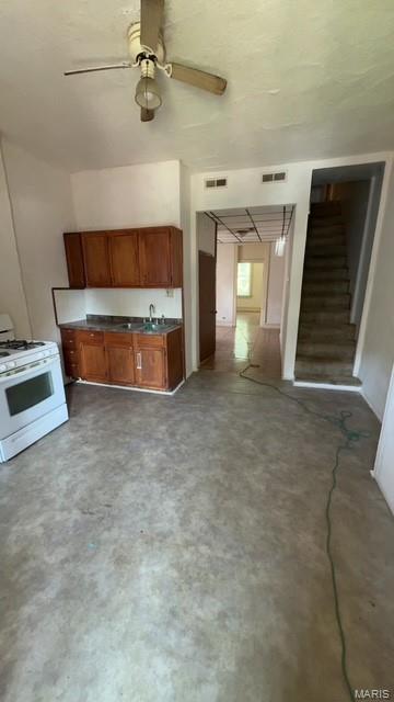 2710 Chippewa Street Property Photo 10