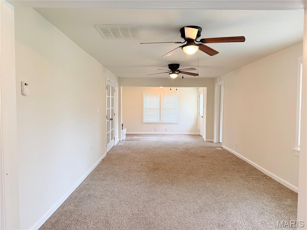 108 W Elm Street Property Photo 29