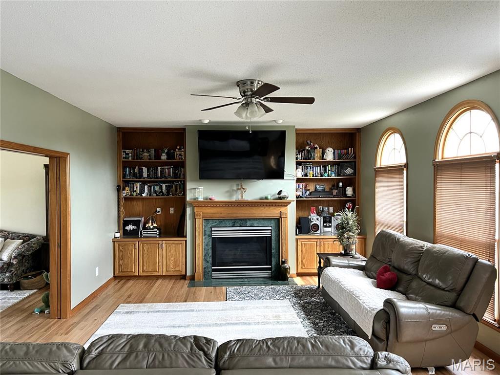 863 Marc Drive Property Photo 15
