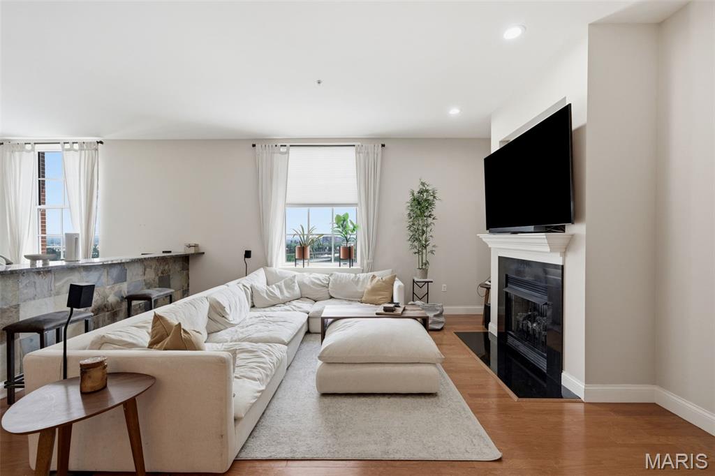 1515 Lafayette Avenue 619 Property Photo 7