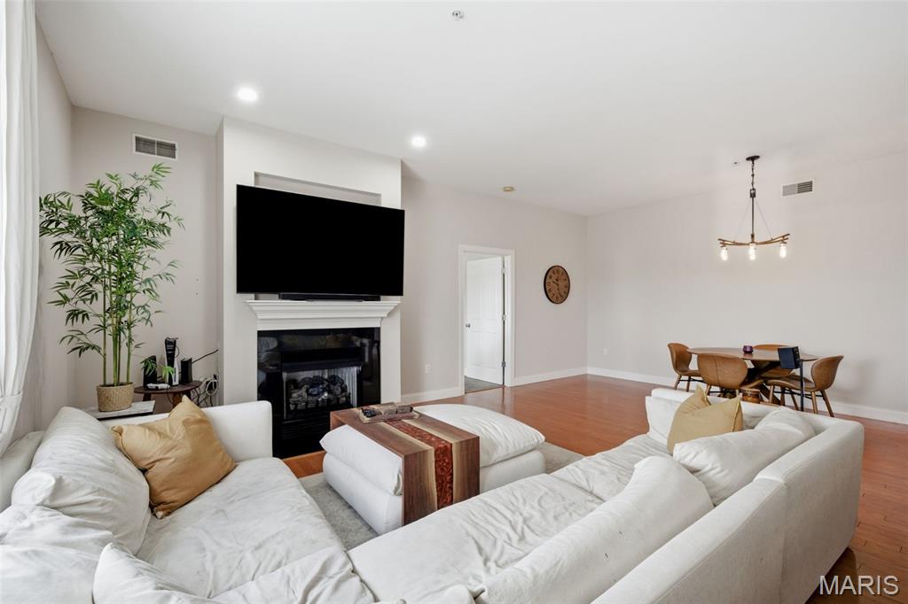 1515 Lafayette Avenue 619 Property Photo 8