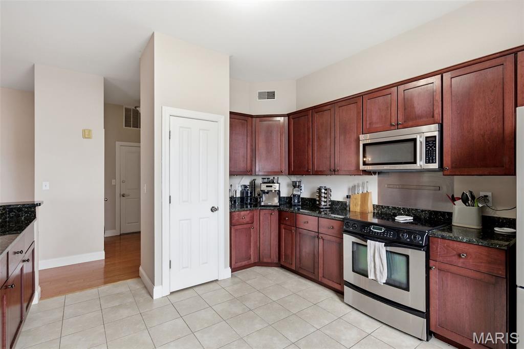 1515 Lafayette Avenue 619 Property Photo 19