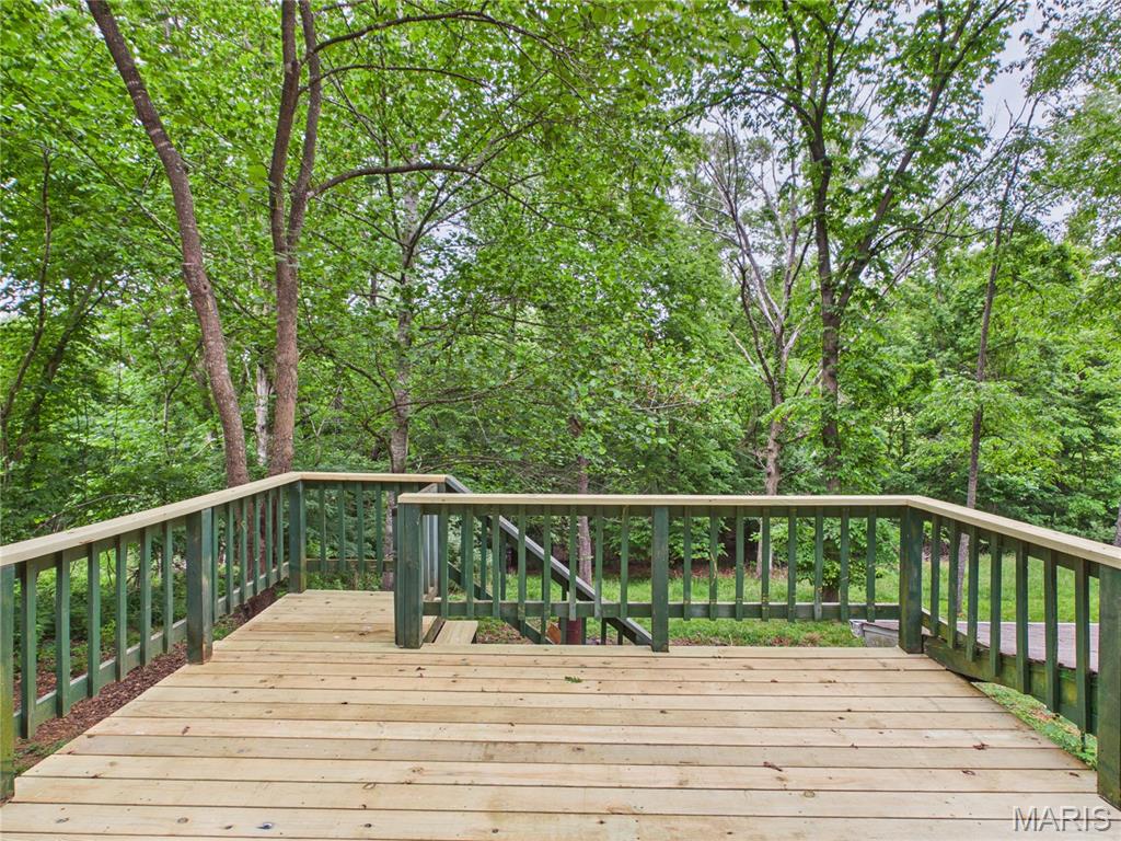 404 Ridgeview Drive Property Photo 12