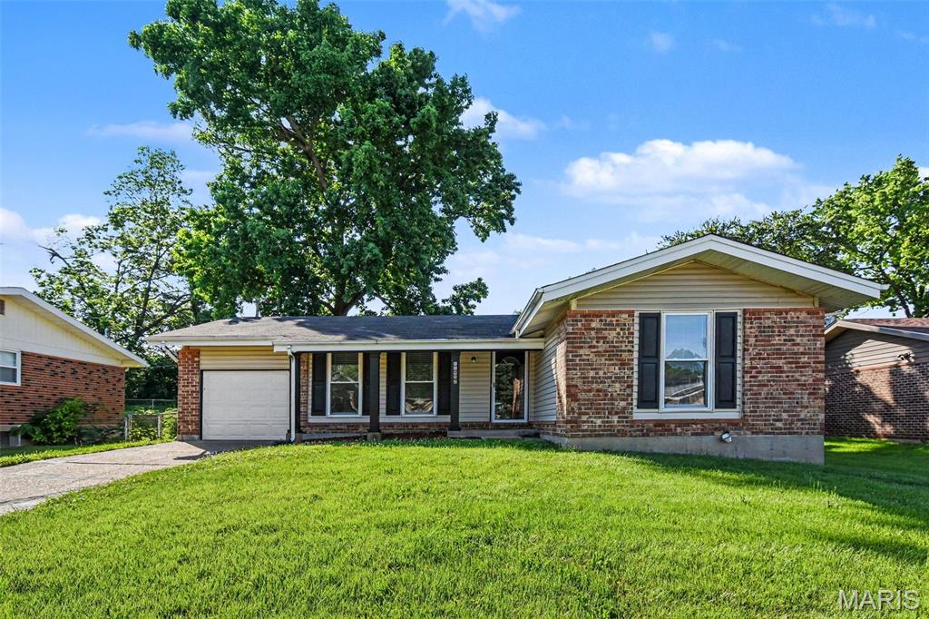 11952 Cato Drive Property Photo 1